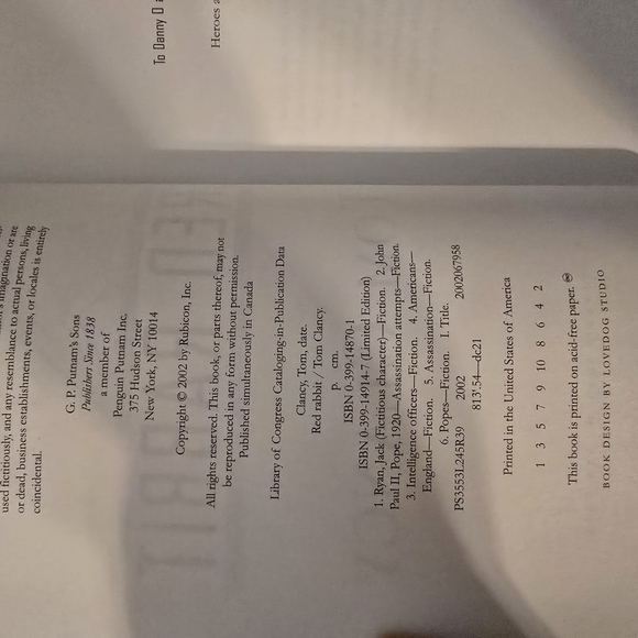 First edition of Red Rabbit by Tom Clancy. A gripping Cold War-era spy thriller - Picture 4 of 4